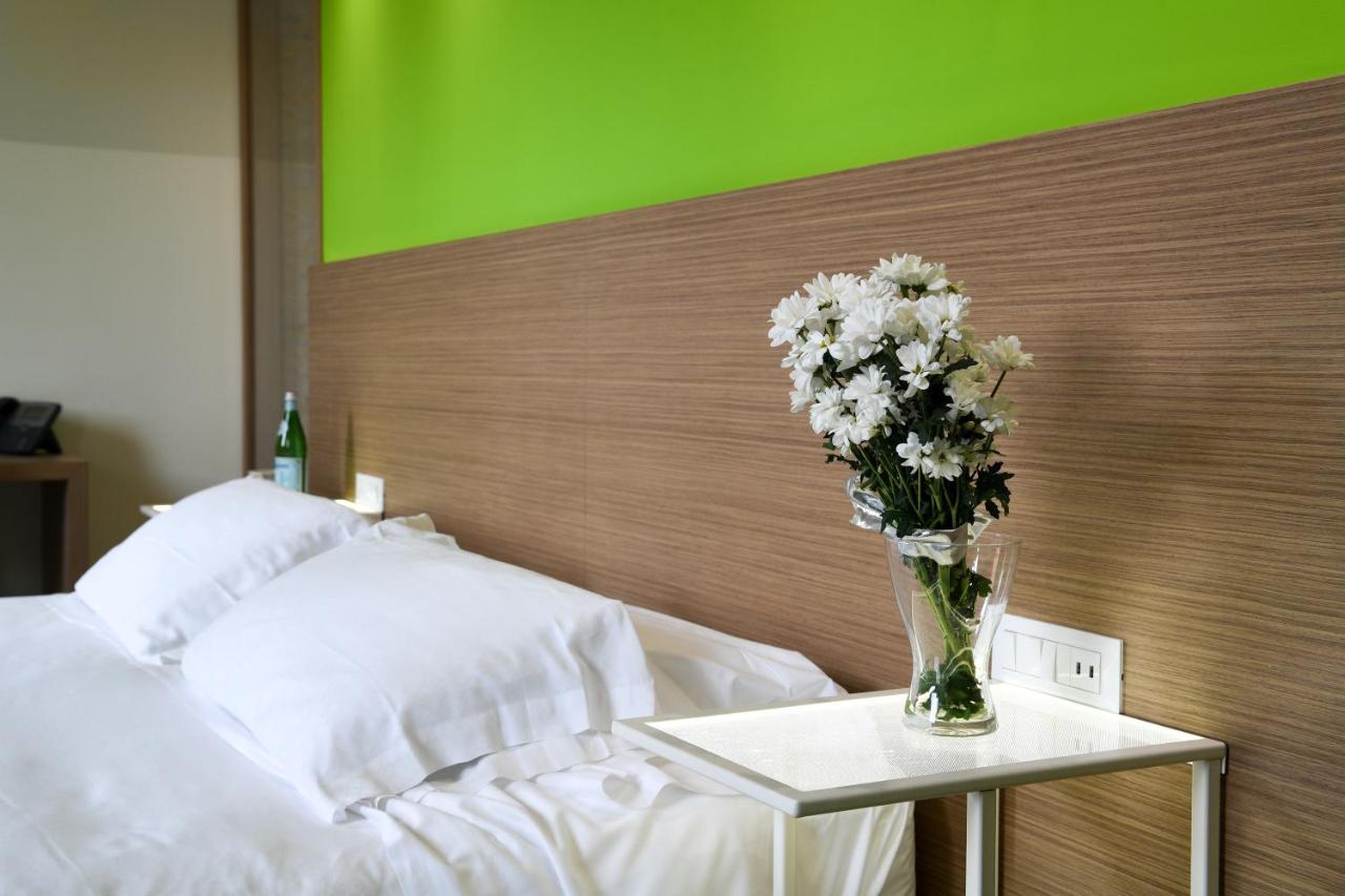 Hotel Marelet Treviglio Ngoại thất bức ảnh